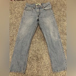 Light wash regular fit Levi jeans! Size W31 L30